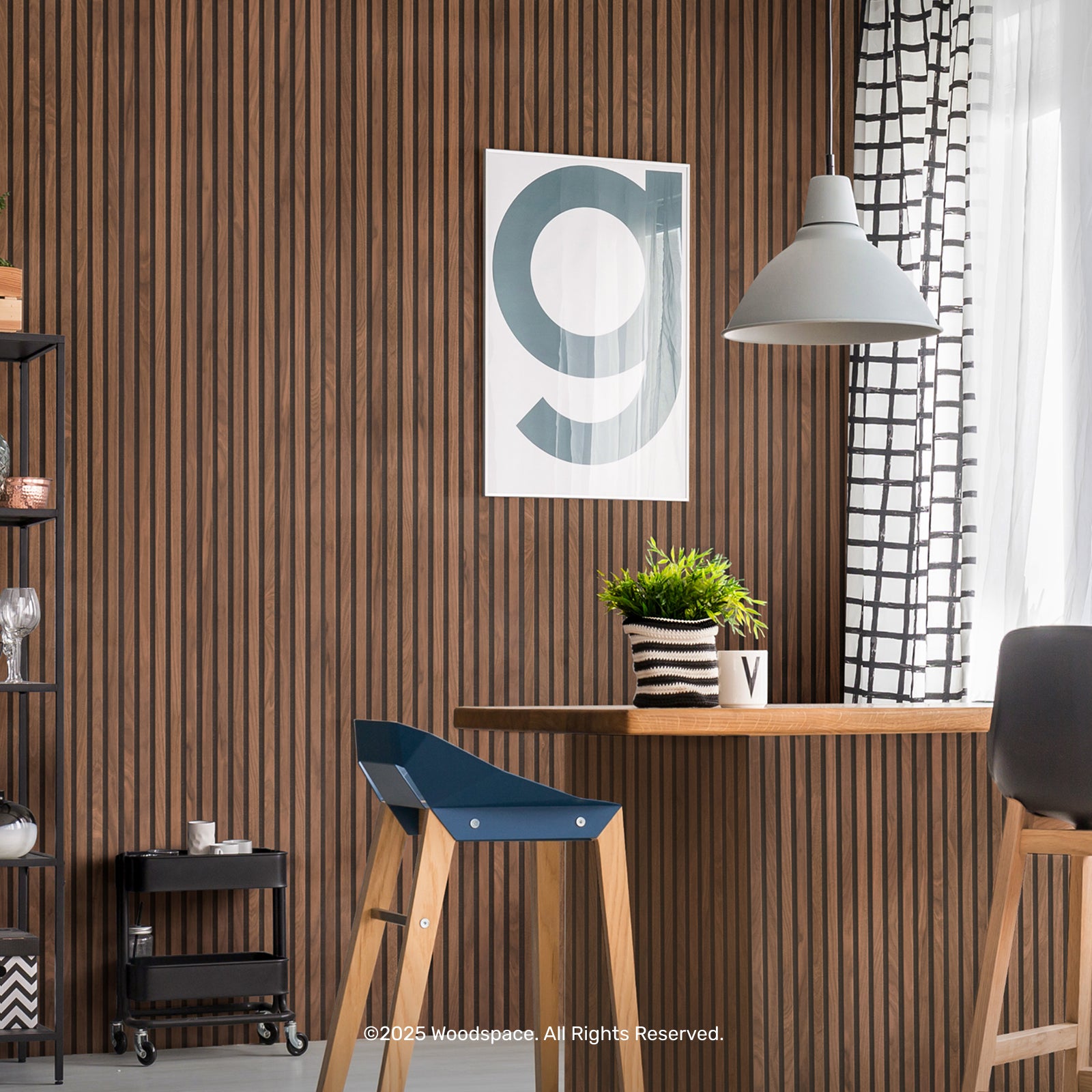 Walnut on Black (Acouwood® Surround)