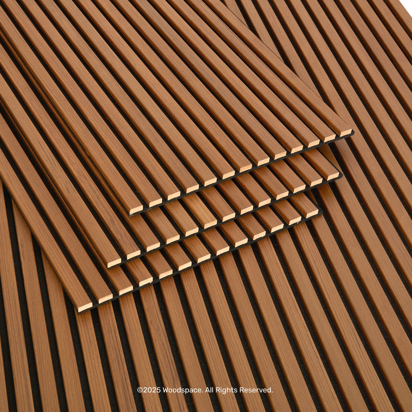 Teak on Black (Acouwood® Surround)