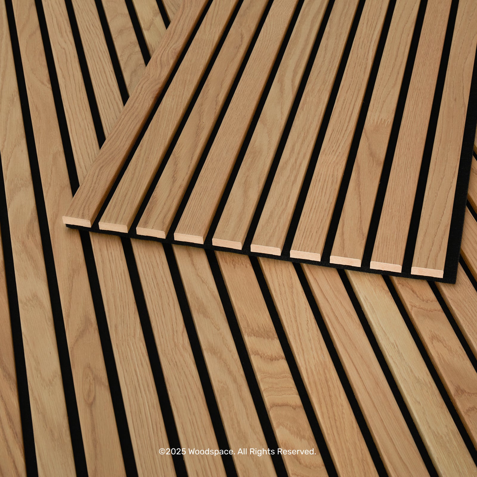 Natural Oak on Black (Acouwood® Max)