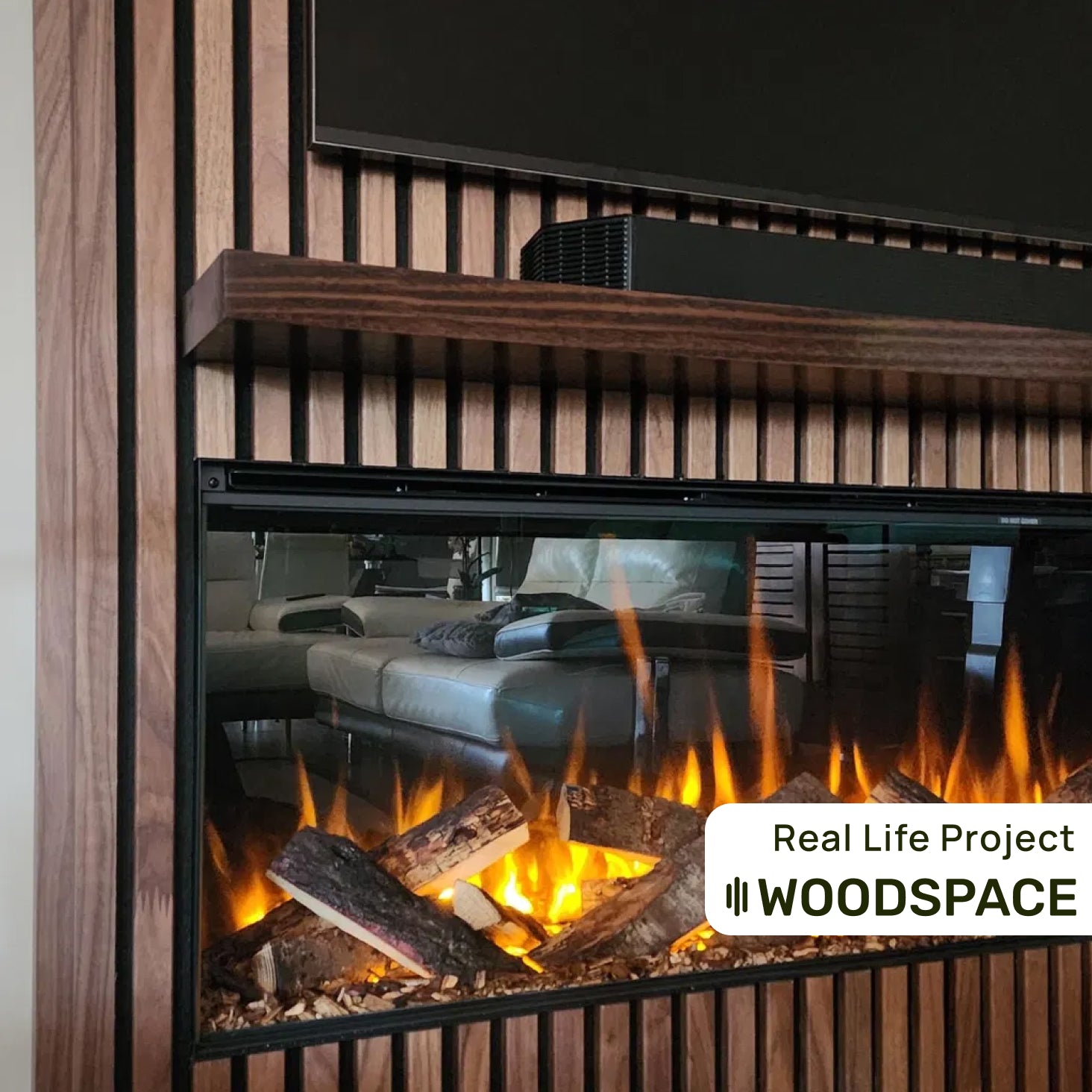 Walnut on Black (Acouwood® Surround)